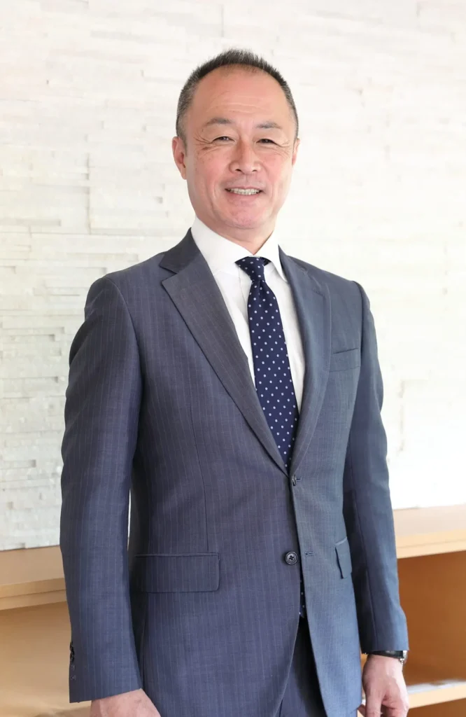 株式会社SERIOホールディングス　代表取締役社長　若濵久氏　インタビュー
